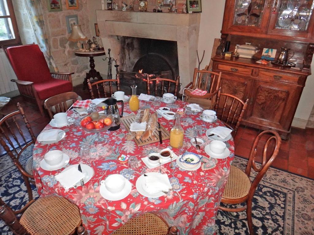 Chez Mamie Et Papi Bed & Breakfast Puynormand Luaran gambar